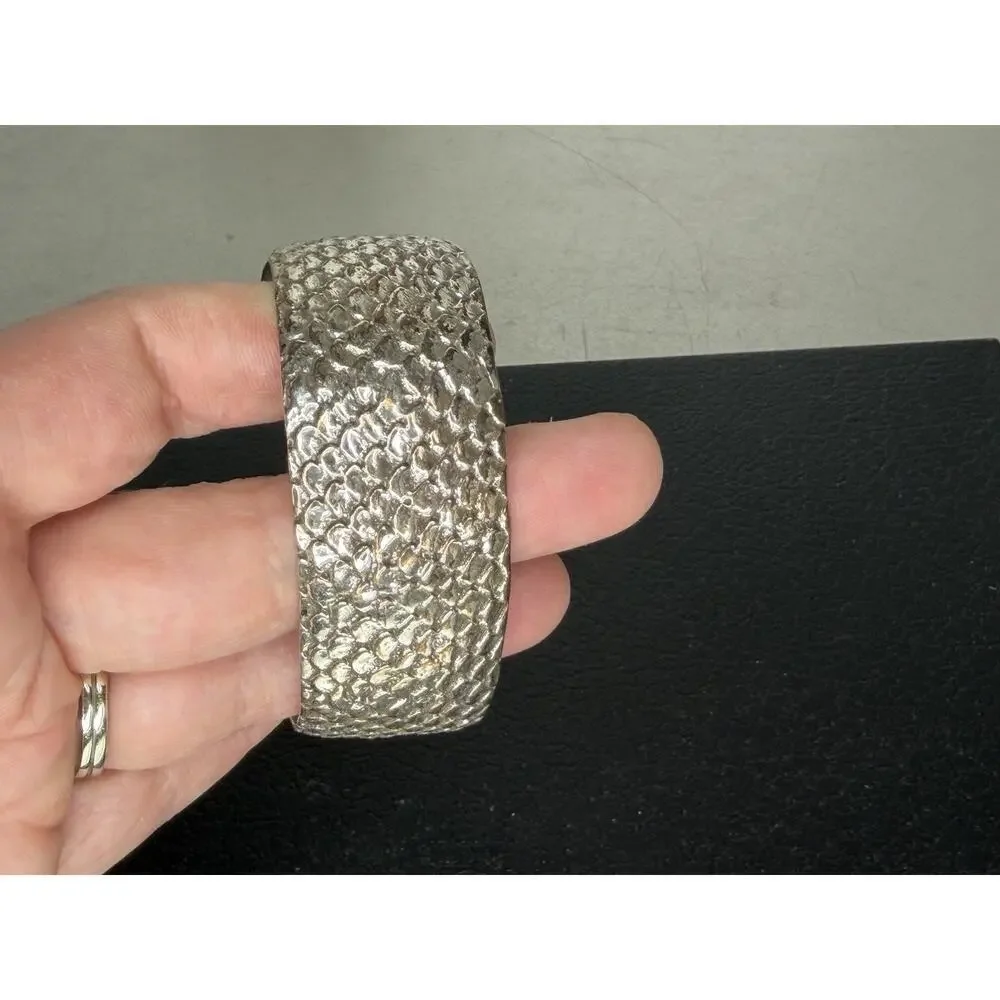 ORI TAO Bijoux France Unique Silver Textured Bangle Boho Bracelet